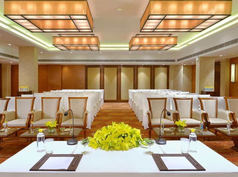 Ameya Suites Нью-Дели Экстерьер фото